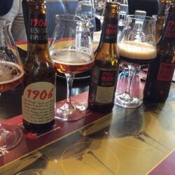 Las_tres_1906_Red_Vintage_Evento_-Yosoylacaña_en_acurtidoria_con_mundohr_estrellagalicia_(25769879322)